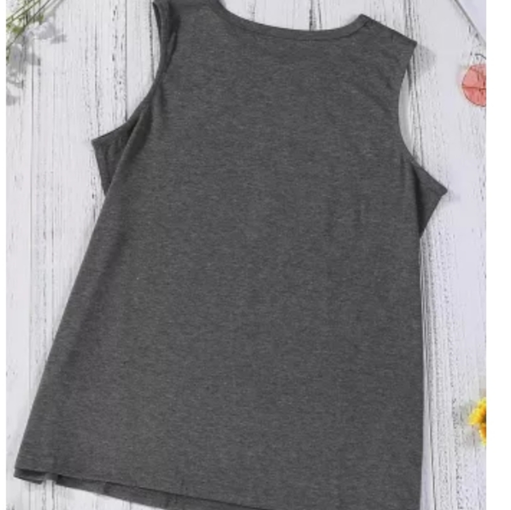 β₯οΈNew boutique Good Vibes tank - Picture 7 of 10
